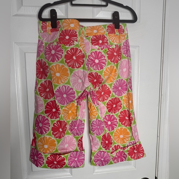 LILLY PULITZER VINTAGE Floral Gerber Daisy Palm Beach Fit Bermuda Shorts Size 4 - Picture 4 of 4
